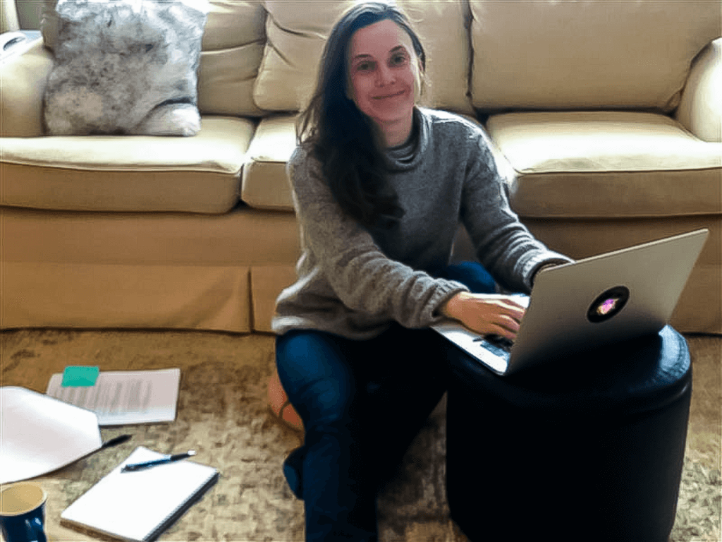 Lindsay DesLauriers at her home "office" in April 2020 amidst the coronavirus pandemic